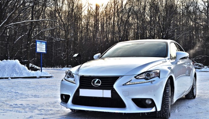 Камеры заднего вида на Lexus IS250 Камеры заднего вида на Lexus IS250
